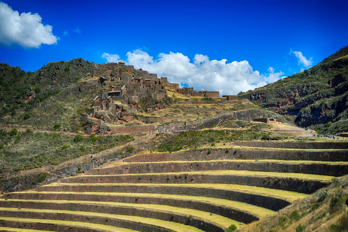 Die Inka-Ruinen von Pisac über dem Heiligen Tal